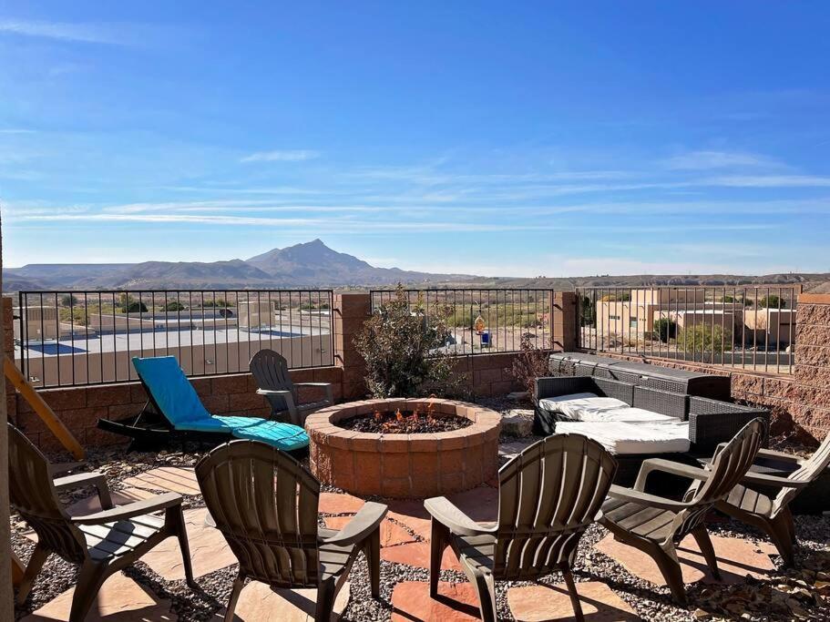 Turtleback Oasis - Minutes To Lake, Hot Springs, Golf - Luxurious, Spacious And Equipped Elephant Butte Exterior foto